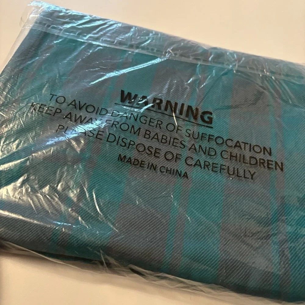 Alaska Airlines Sealed First Class FILSON Plaid Blanket (54x38) Navy Green